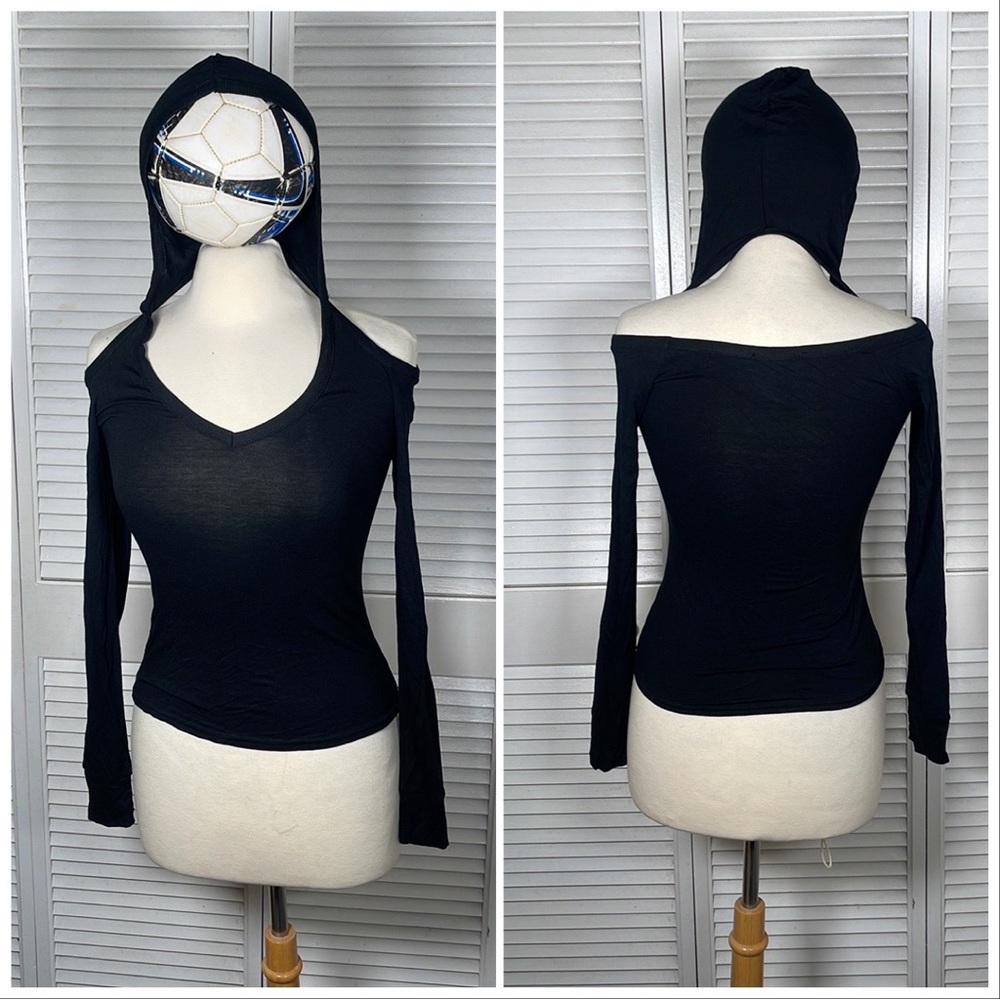 Y2K. Miss Trendy Paris. Top size: Large. Stretch.